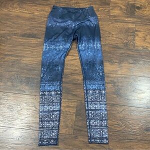 Calia Carrie Underwood Floral Mandala blue print leggings XS